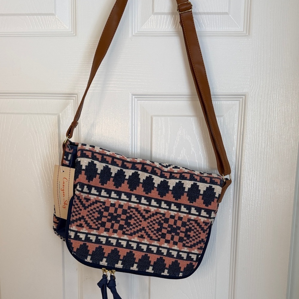 Canyon Sky Southwest Pattern Crossbody Bag - NWT